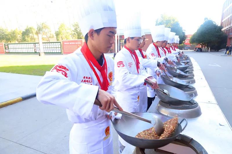 边旅行边烹饪，探索全新学习烹饪技能之旅