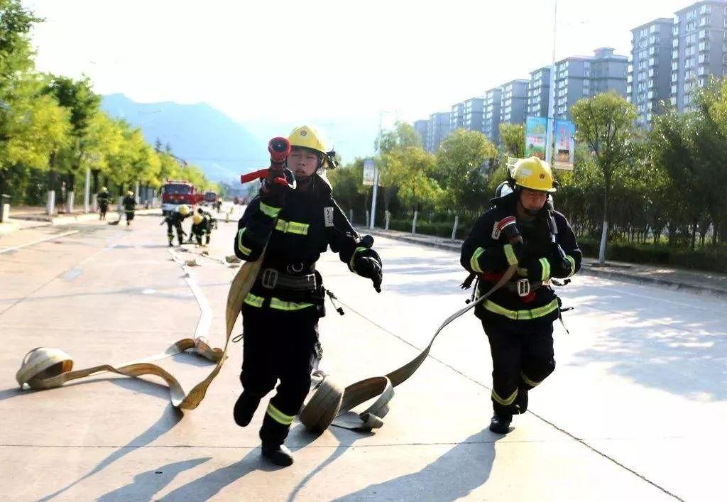 公务员报考报名地点与流程详解